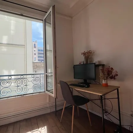 Daire Luminous Cocoon Overlooking A Park Paris